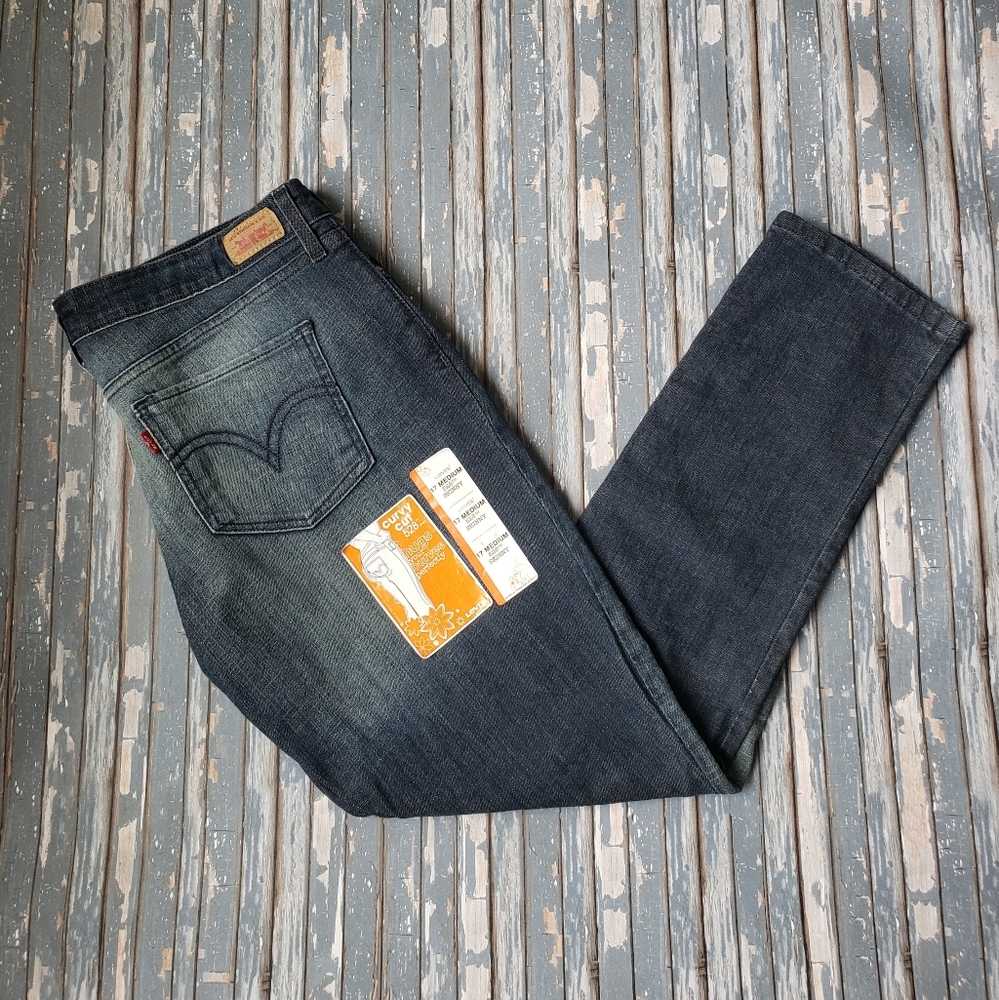 Levi's 528 Skinny Jeans, Dark Wash Juniors Sz 17 M